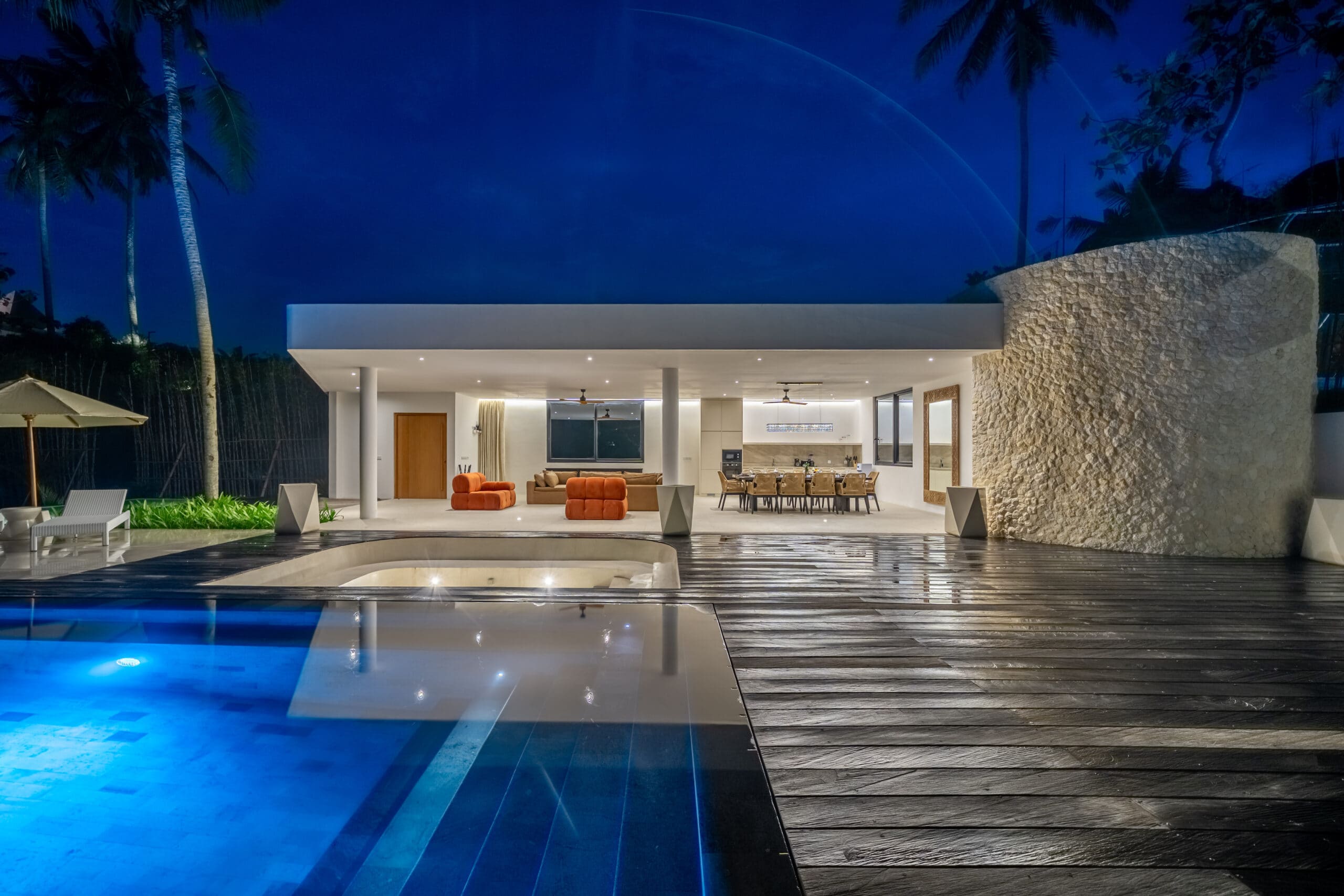 Hilltop Jungle-view Villa in Ubud