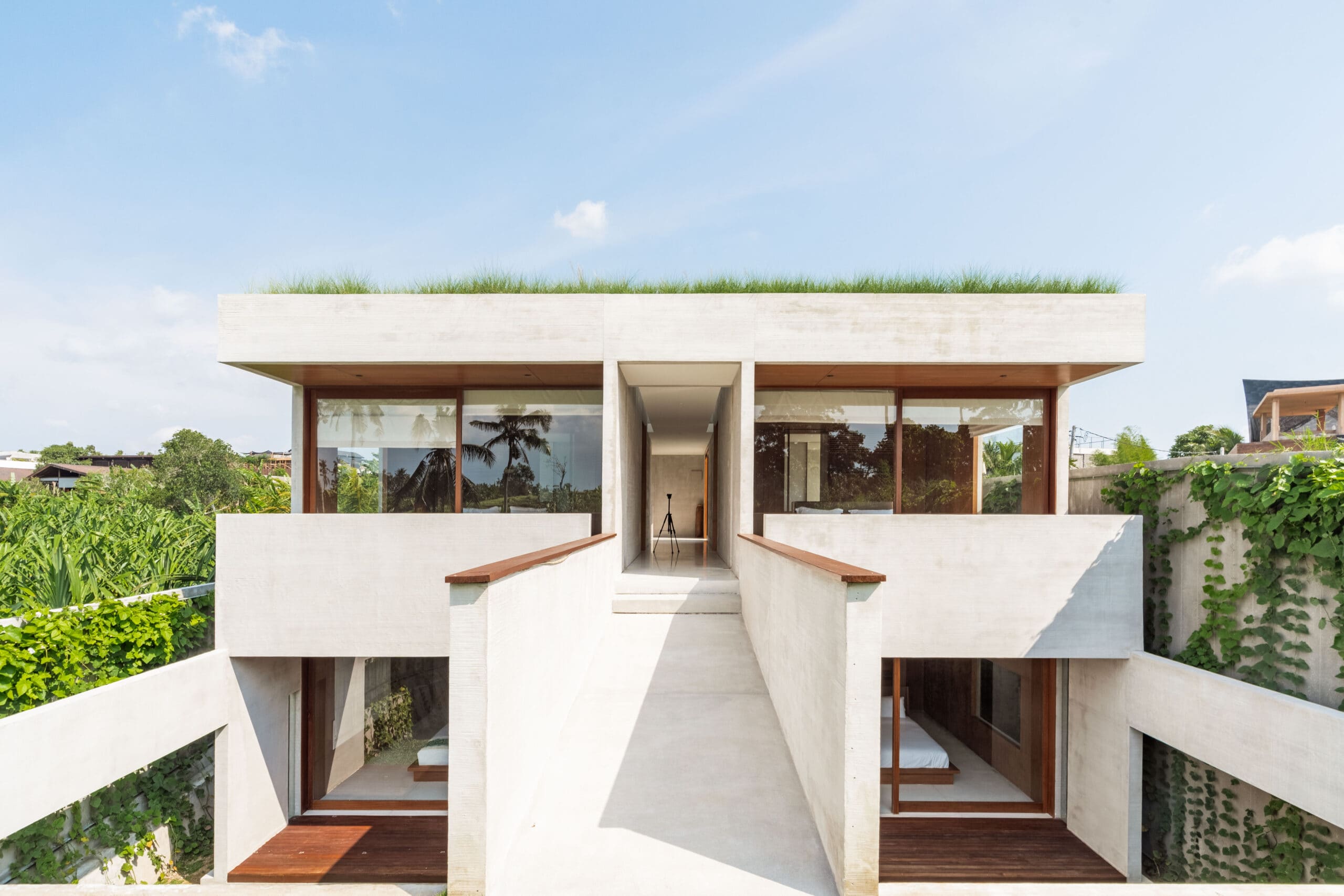 Renowned Architect Japanese Modern Villa in Pererenan