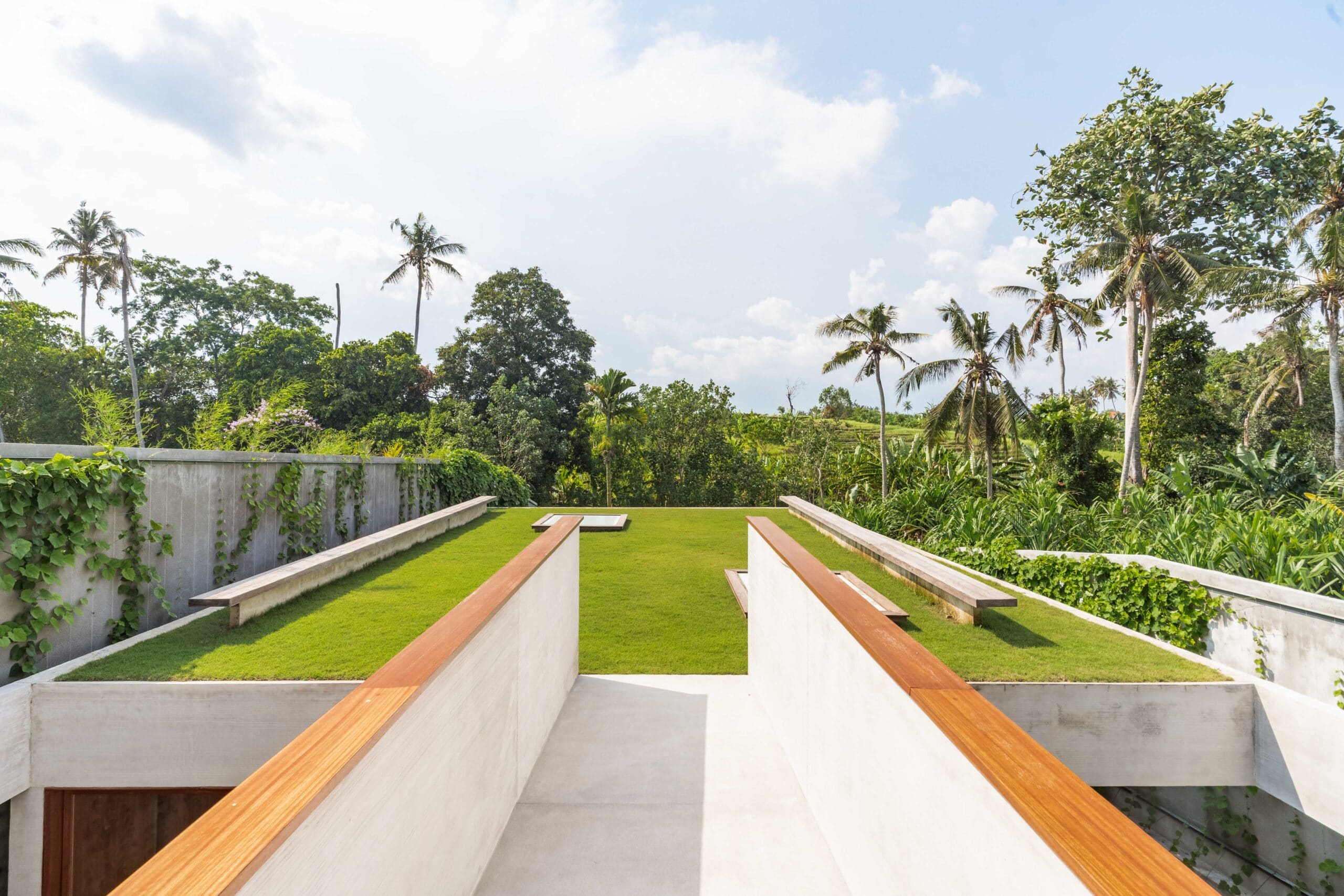 Renowned Architect Japanese Modern Villa in Pererenan