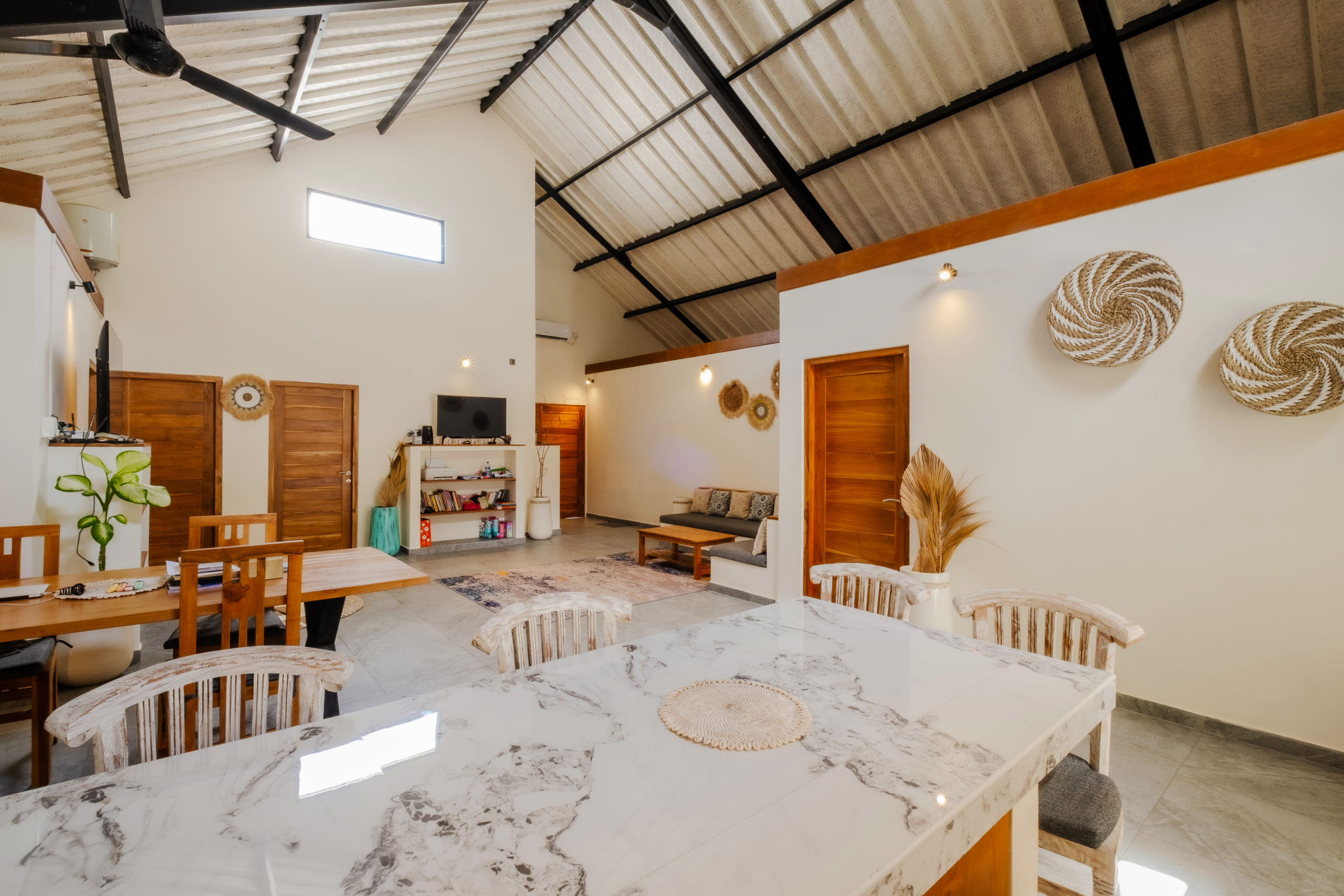 3BR Villa with Bungalow