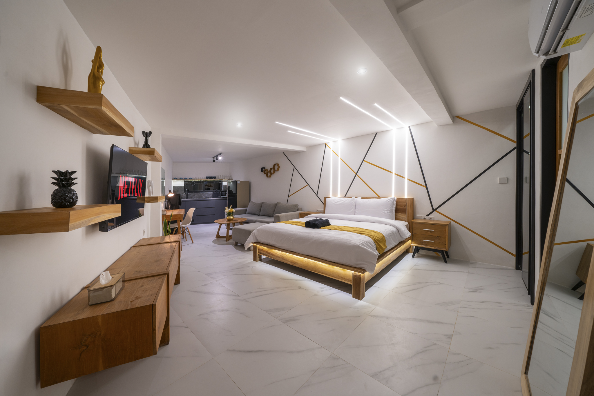 Tropical 5-Bedroom Villa