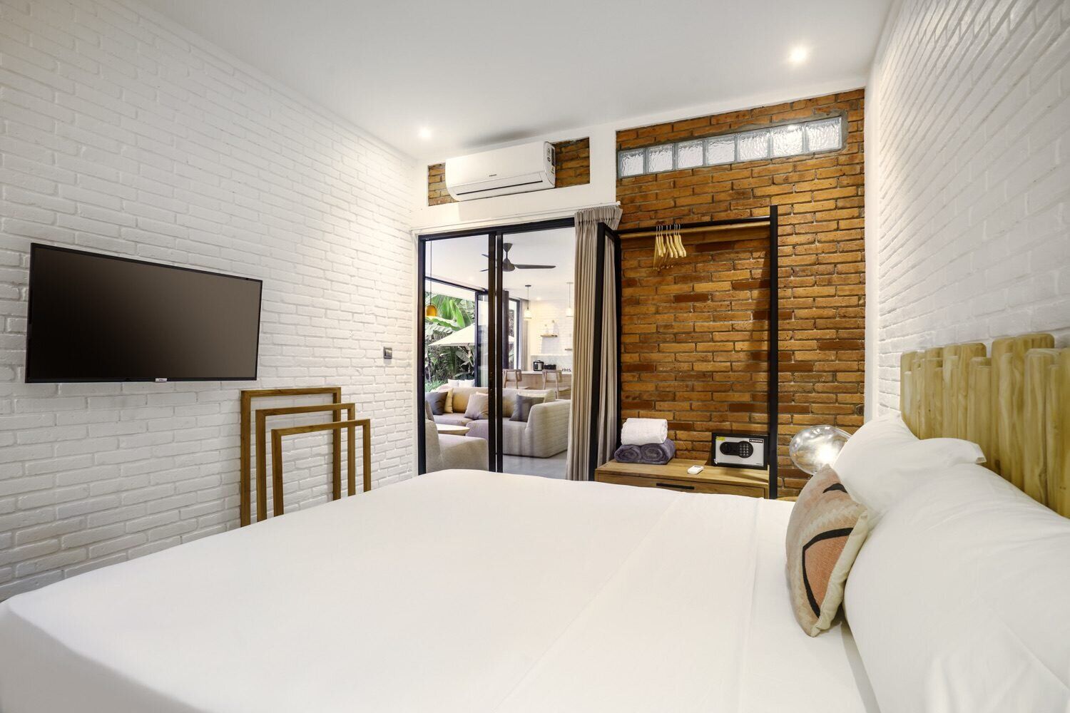 Contemporary 3-Bedroom Villa