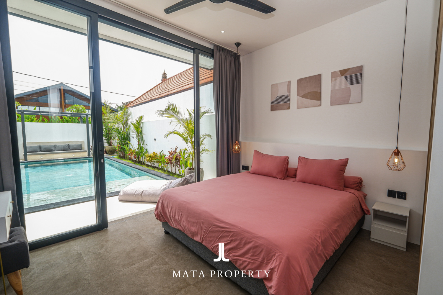 3-Bedroom Villa in Umalas with Enclosed Living Room