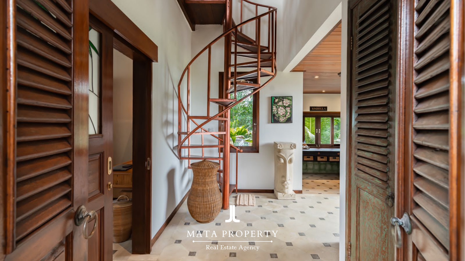 Jungle View Villa in Central Ubud