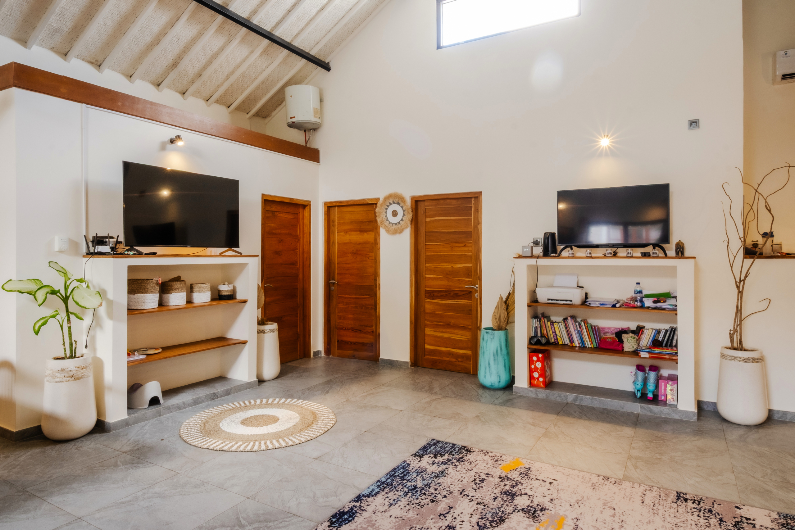 3BR Villa with Bungalow