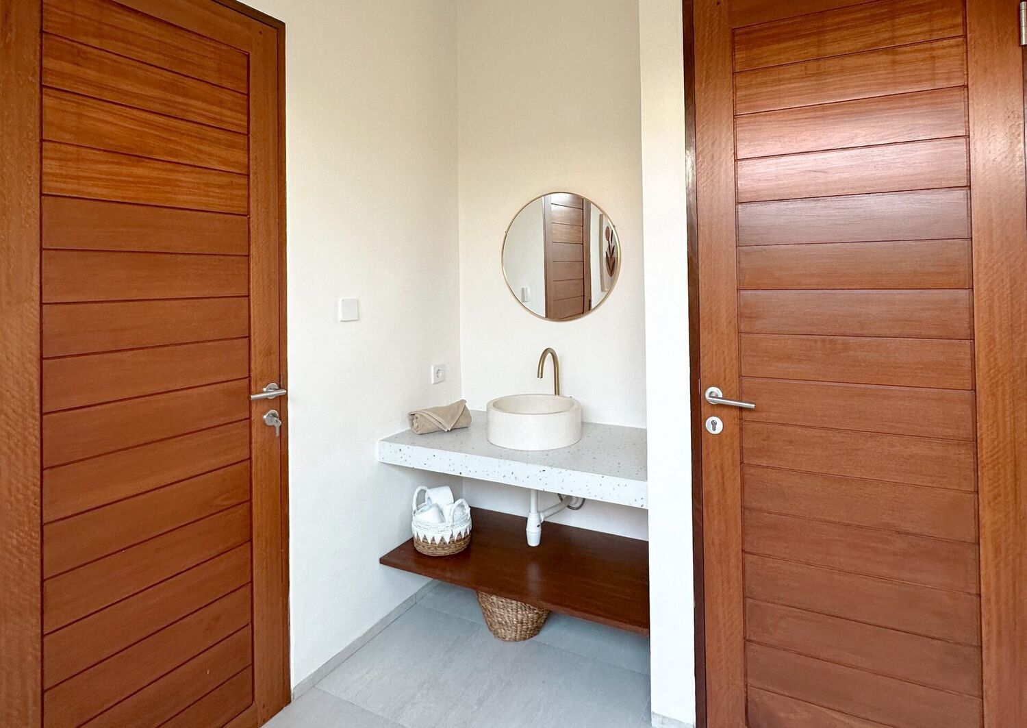 Tranquil 1-Bedroom Villa with Views