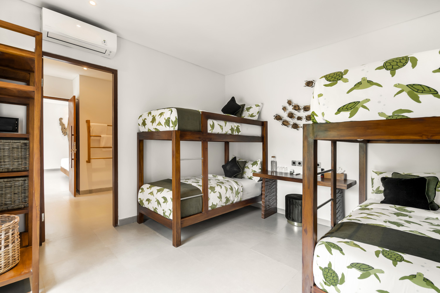 Spacious 5-Bedroom Villa with Jungle Backdrop