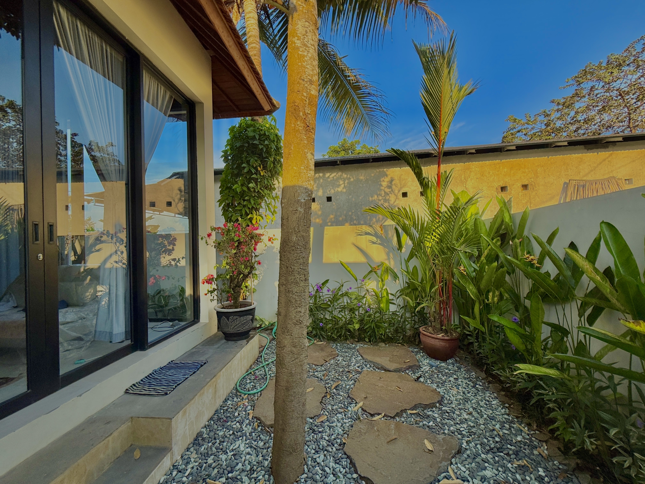 2-Bedroom Villa with Studio & Ricefield Views in Junjungan