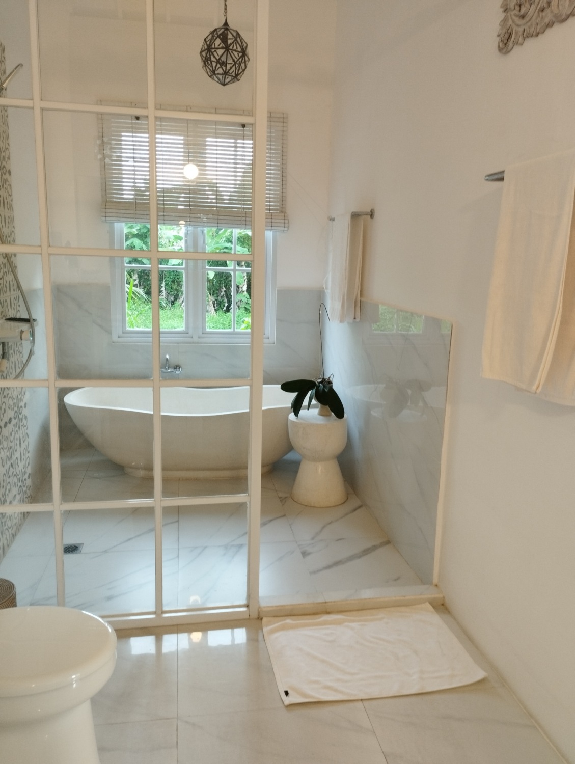 Beautiful Tropical Style Two Bedroom Villa