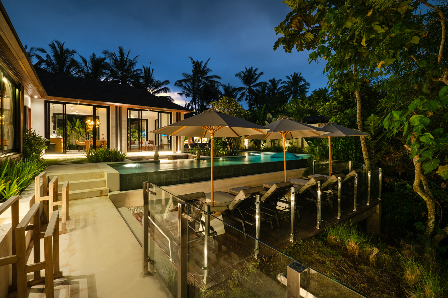 Spacious 5-Bedroom Villa with Jungle Backdrop