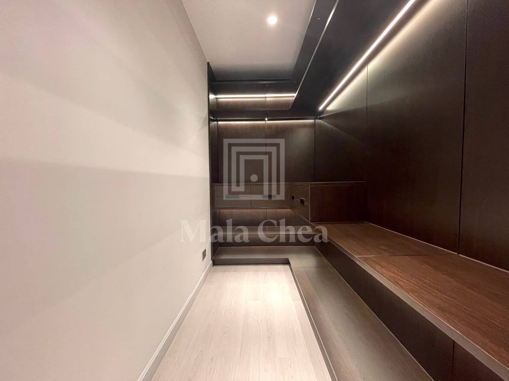 An upcoming 3 Bedroom Upscale Condo 