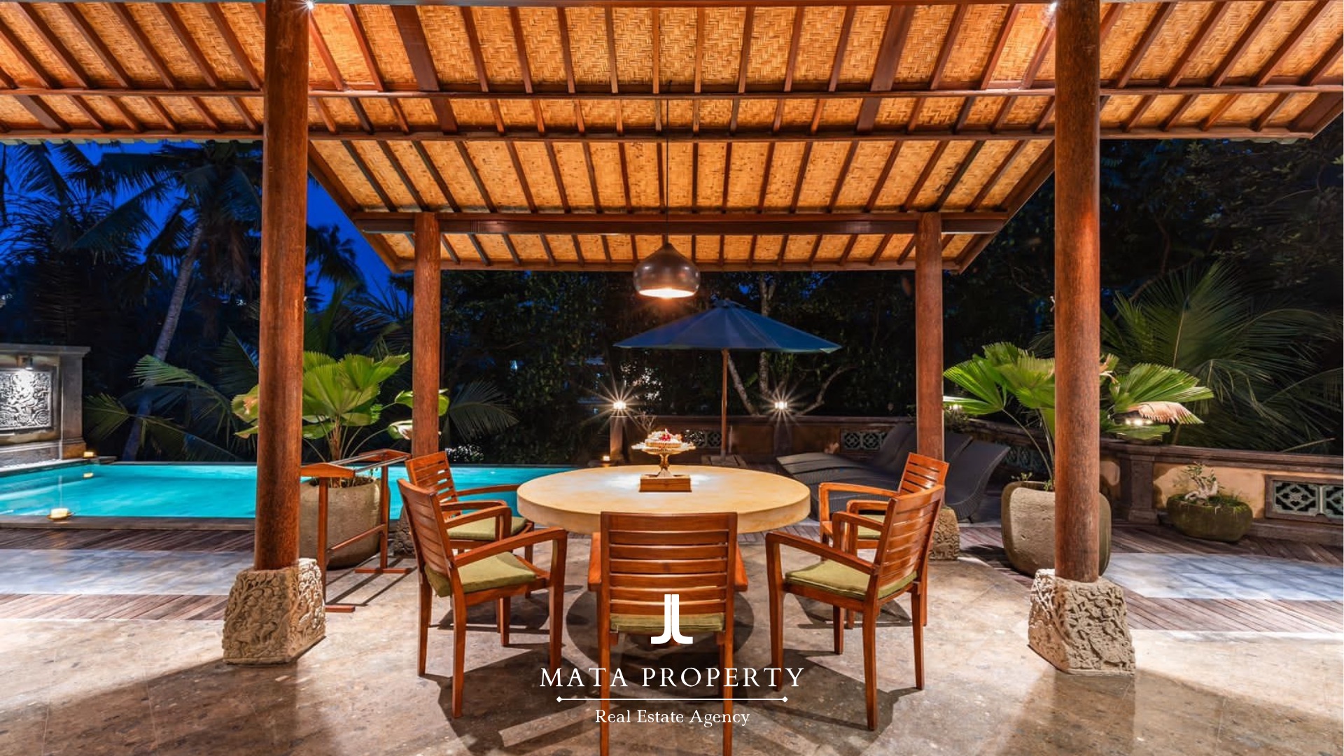 Jungle View Villa in Central Ubud