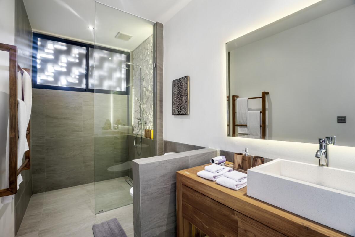 Beautiful Villa with Jungle Views