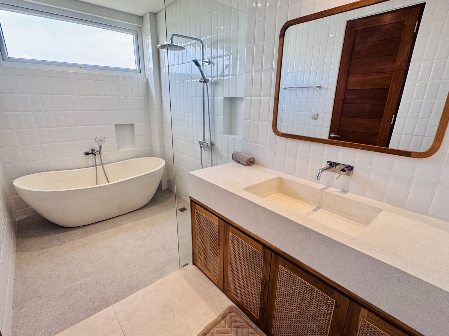 Panoramic Rice Fields and Ocean View Villa