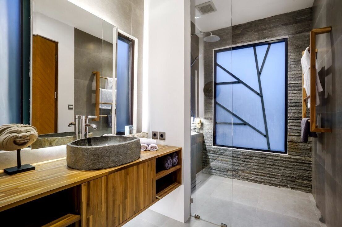 Luxury 4-Bedroom Villa with Jungle Views