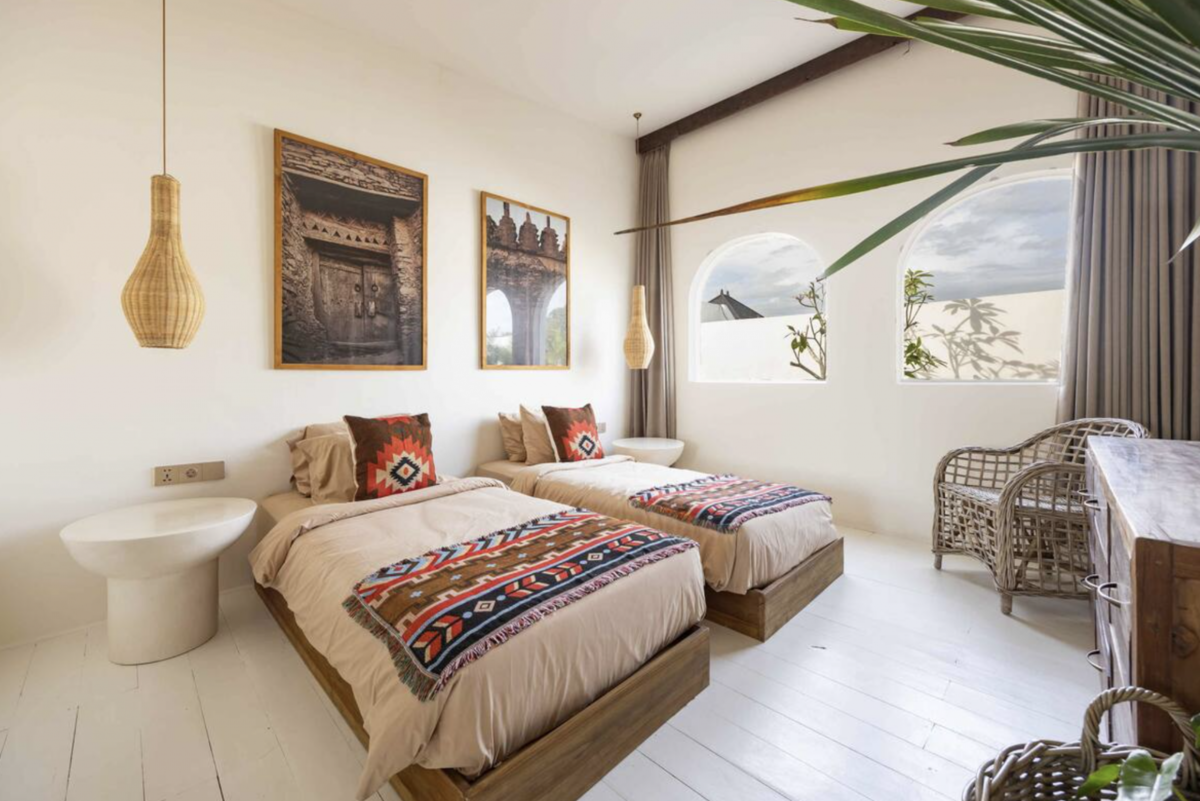 Spacious 4-Bedroom Villa with Mezzanine