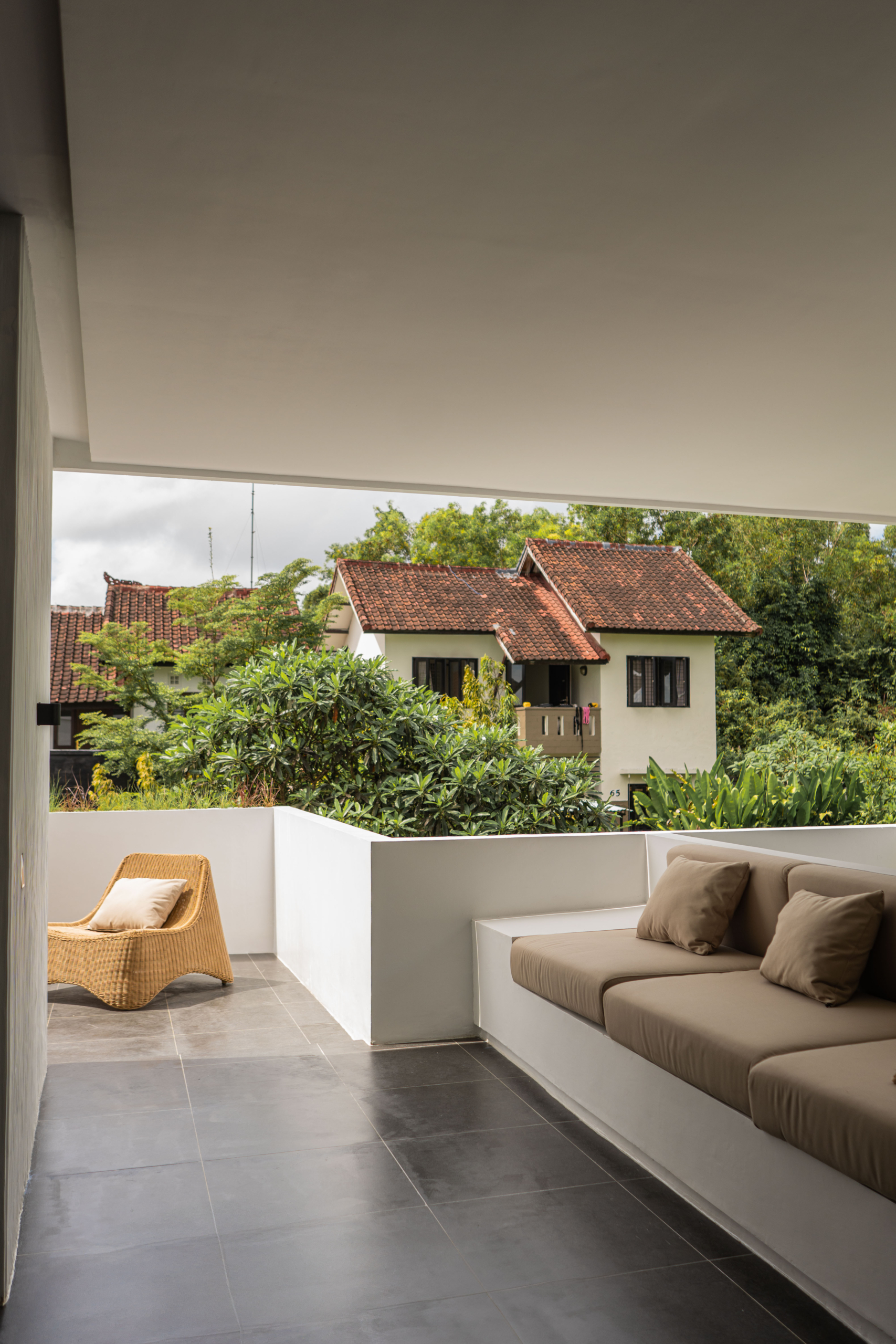 Luxury 3-Bedroom Villa with Rooftop Ocean Views