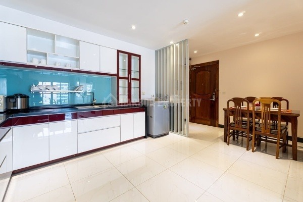 Luxury Apartment Building for Rent in BKK1