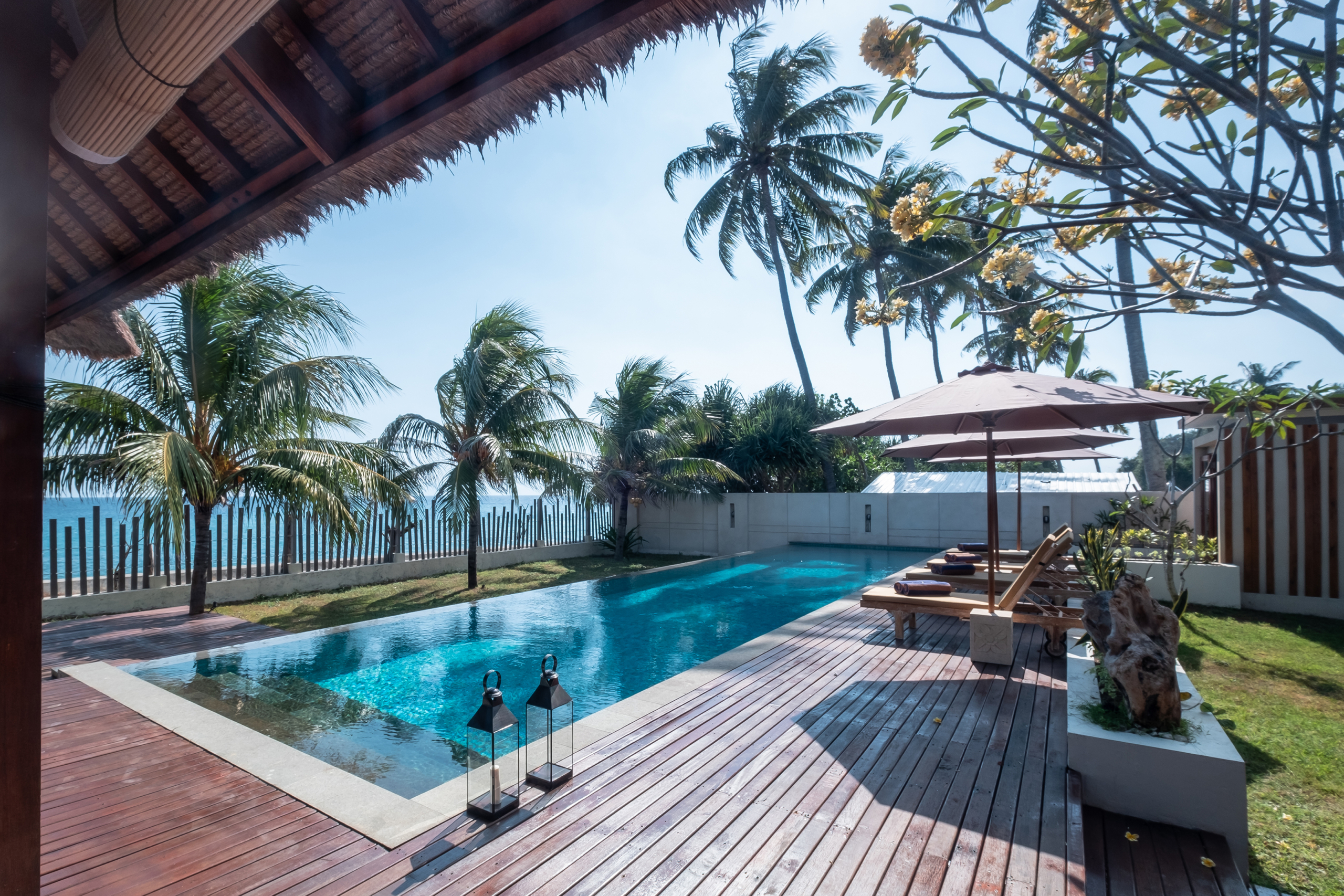 Beachfront Luxury & Investment 