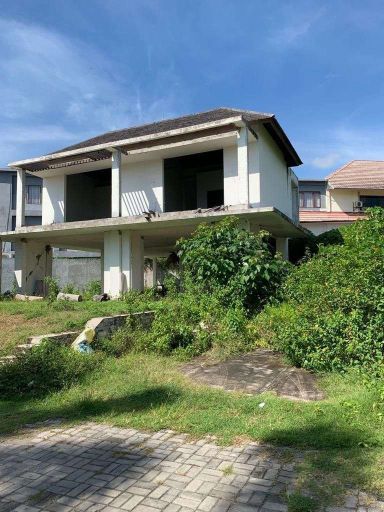 Villa Next to Pacific Beach Resort