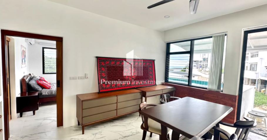 Modern 2 Bedroom Pool Residence Overlooking the Sea in Lamai