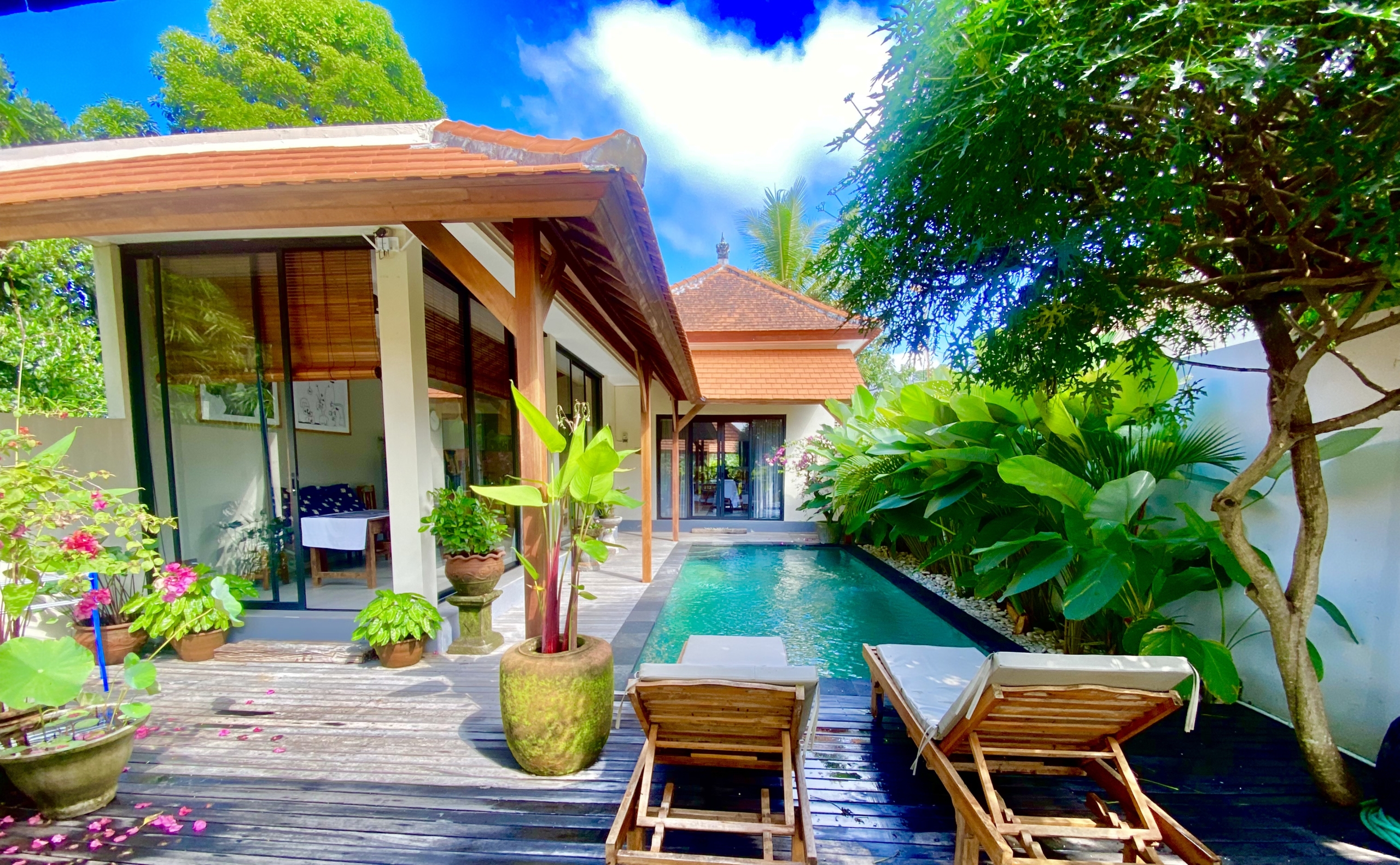 2-Bedroom Villa with Studio & Ricefield Views in Junjungan