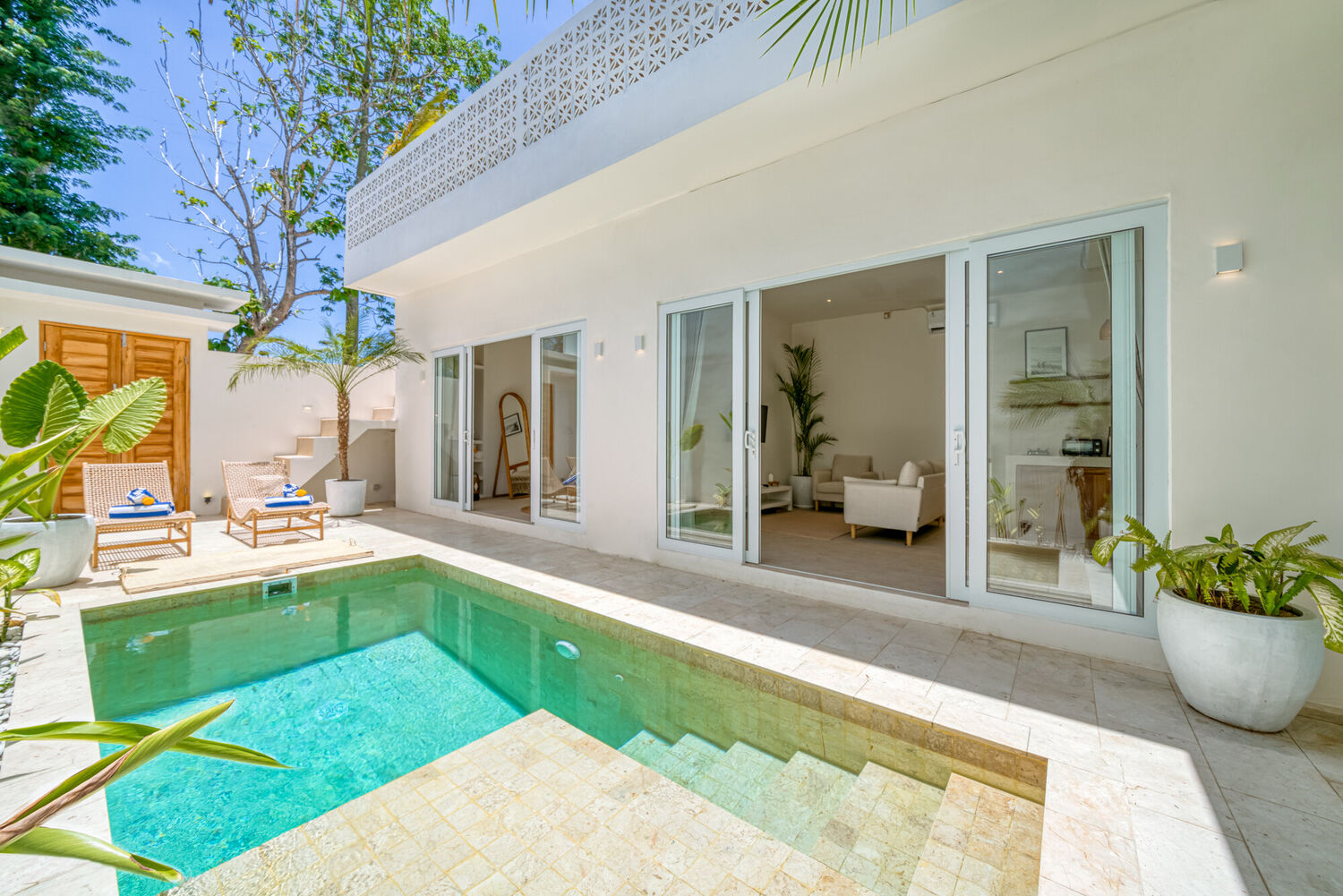 Stylish 2-Bedroom Villa 