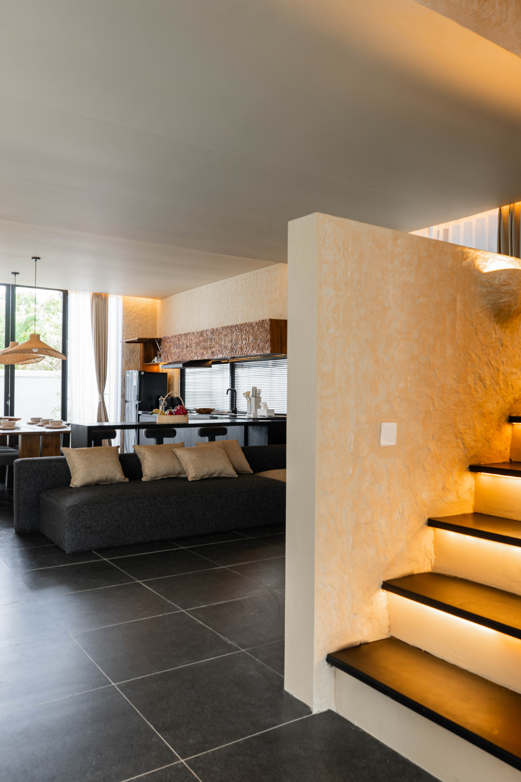 Luxury 3-Bedroom Villa with Rooftop Ocean Views