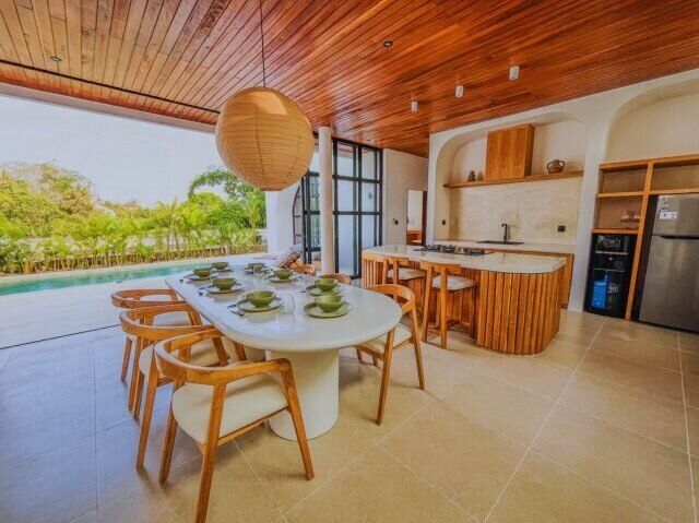 Contemporary 2-Bedroom Villa with Rooftop Terrace