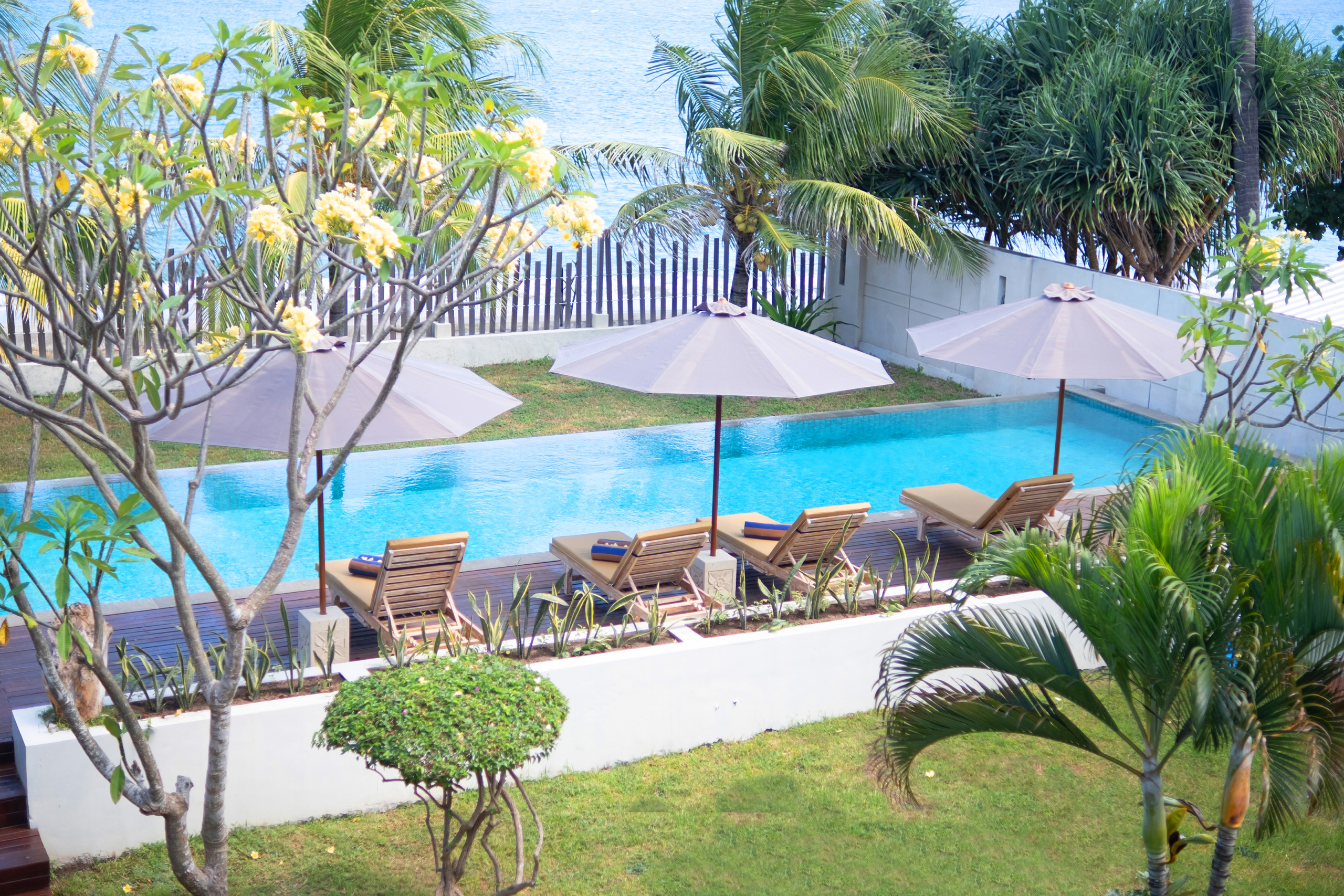 Beachfront Luxury & Investment 