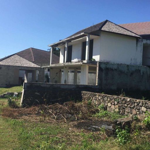 Villa Next to Pacific Beach Resort