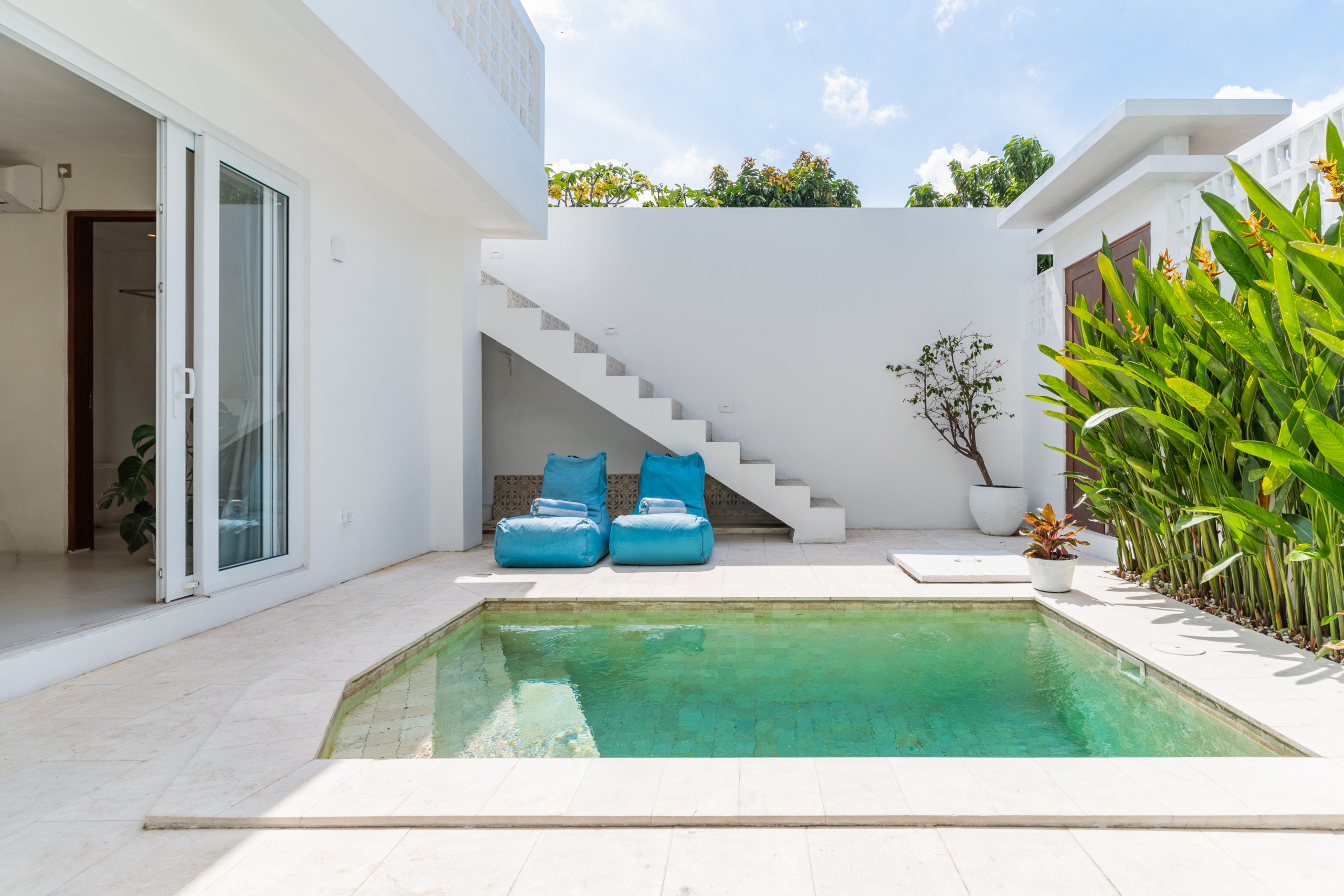 Modern 1-Bedroom Villa with Office in Canggu