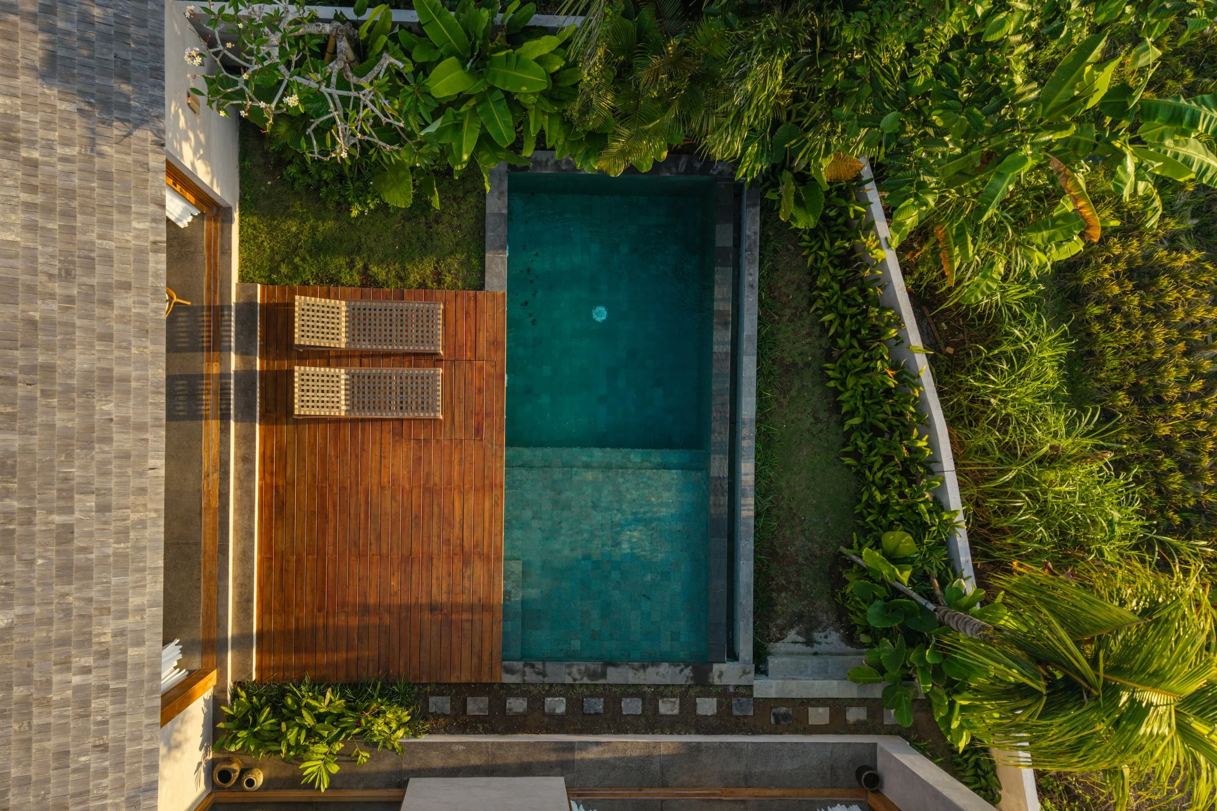 A Tropical Hideaway 2 BR Villa Facing The Rice Fields in Seseh