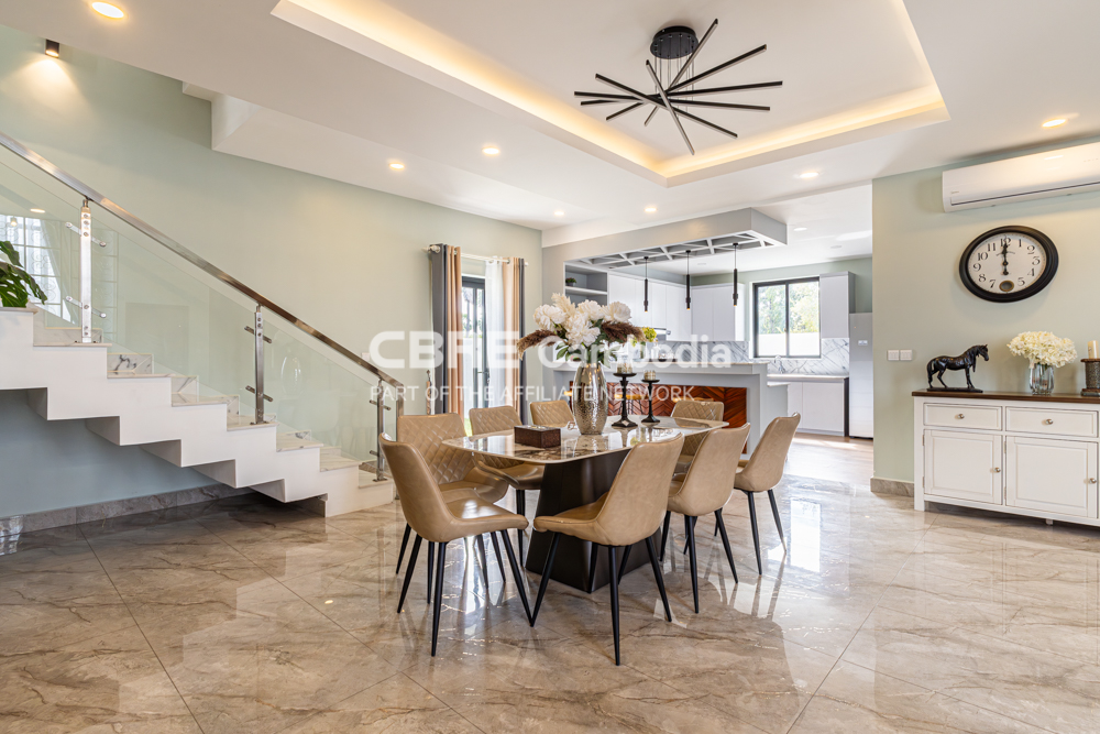 4 Bedroom Oasis Villa