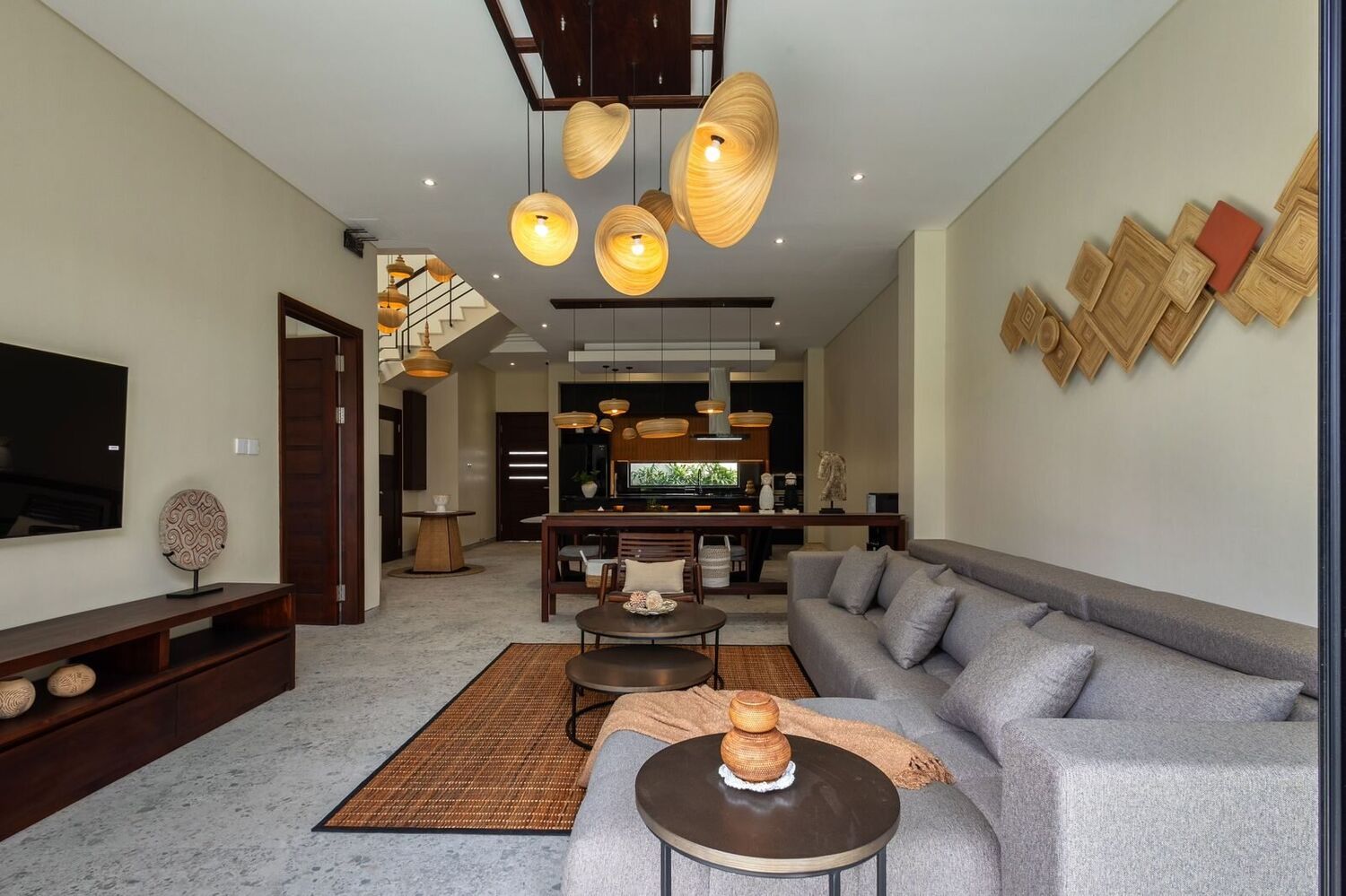 Luxurious 3-Bedroom Villa with Seaview 