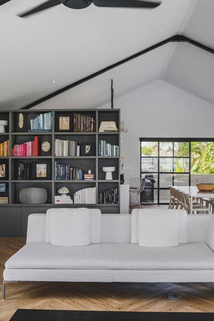 Spacious 5-Bedroom Villa in Canggu