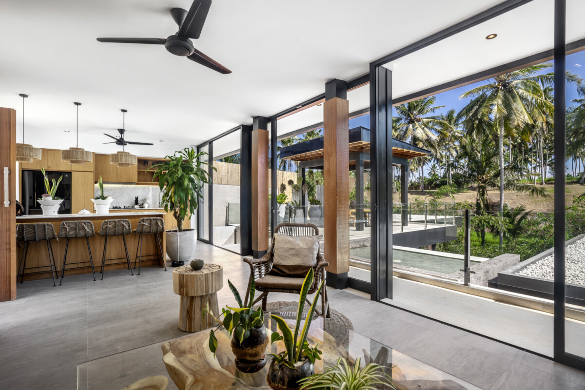 Beautiful Villa with Jungle Views