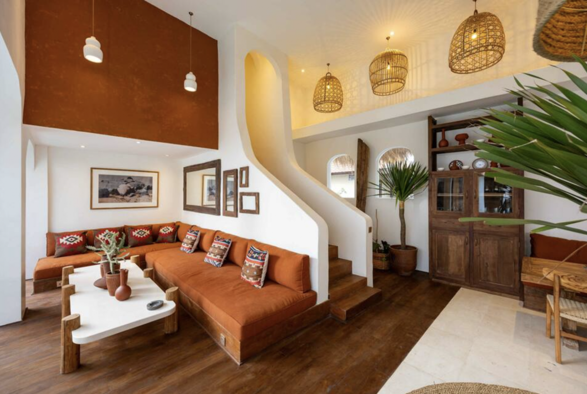 Spacious 4-Bedroom Villa with Mezzanine