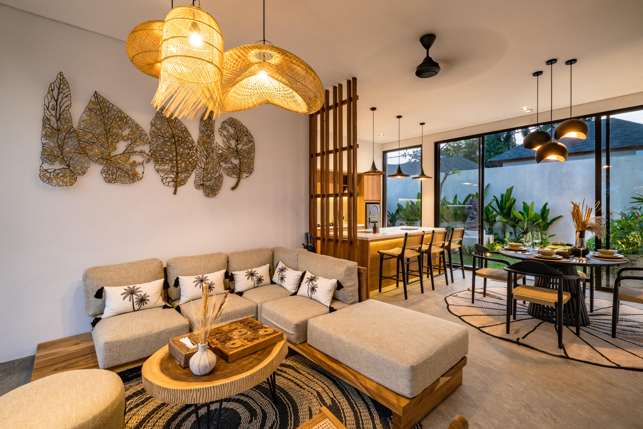 2-Bedroom Villa with Rice Views in Tranquil Singakerta