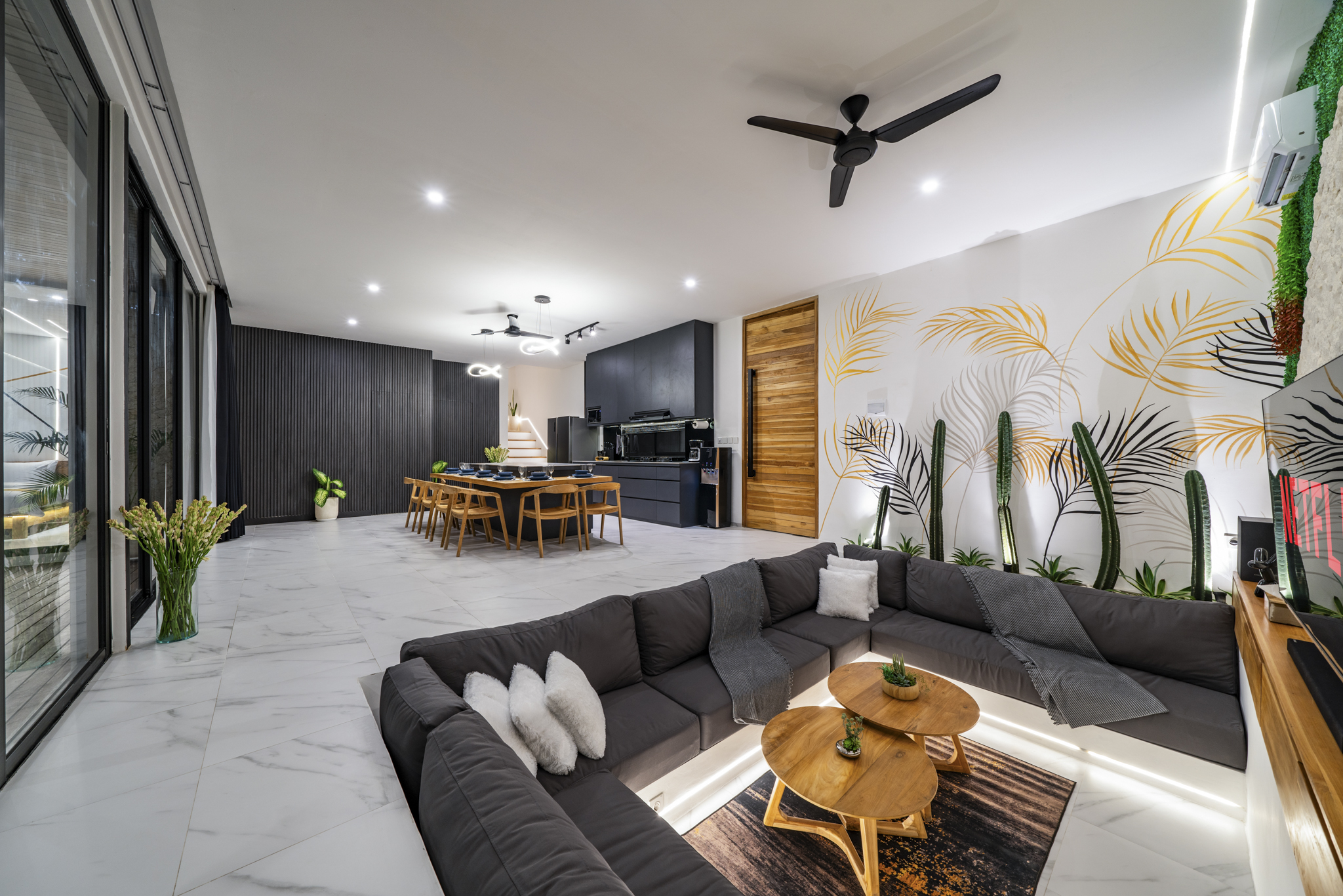 Tropical 5-Bedroom Villa