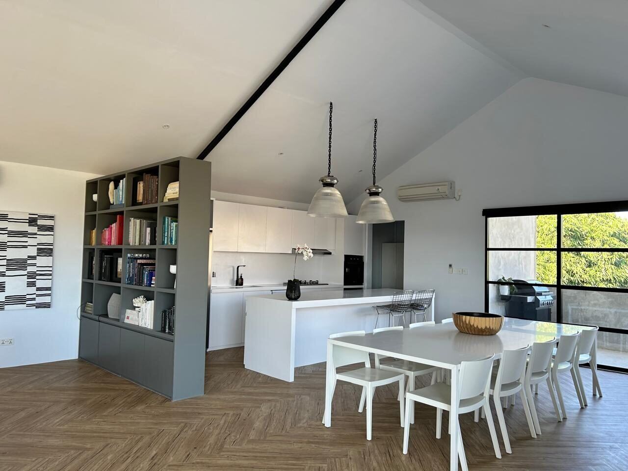 Spacious 5-Bedroom Villa in Canggu