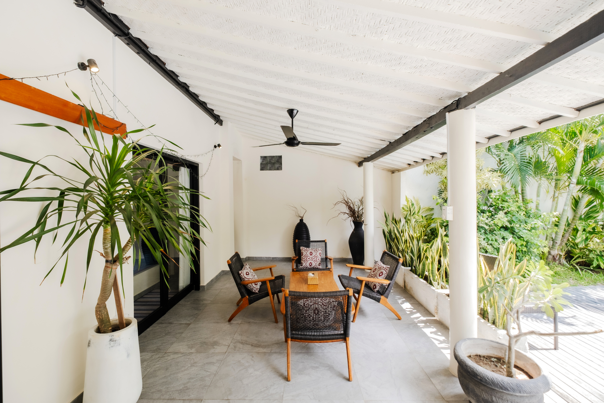 3BR Villa with Bungalow