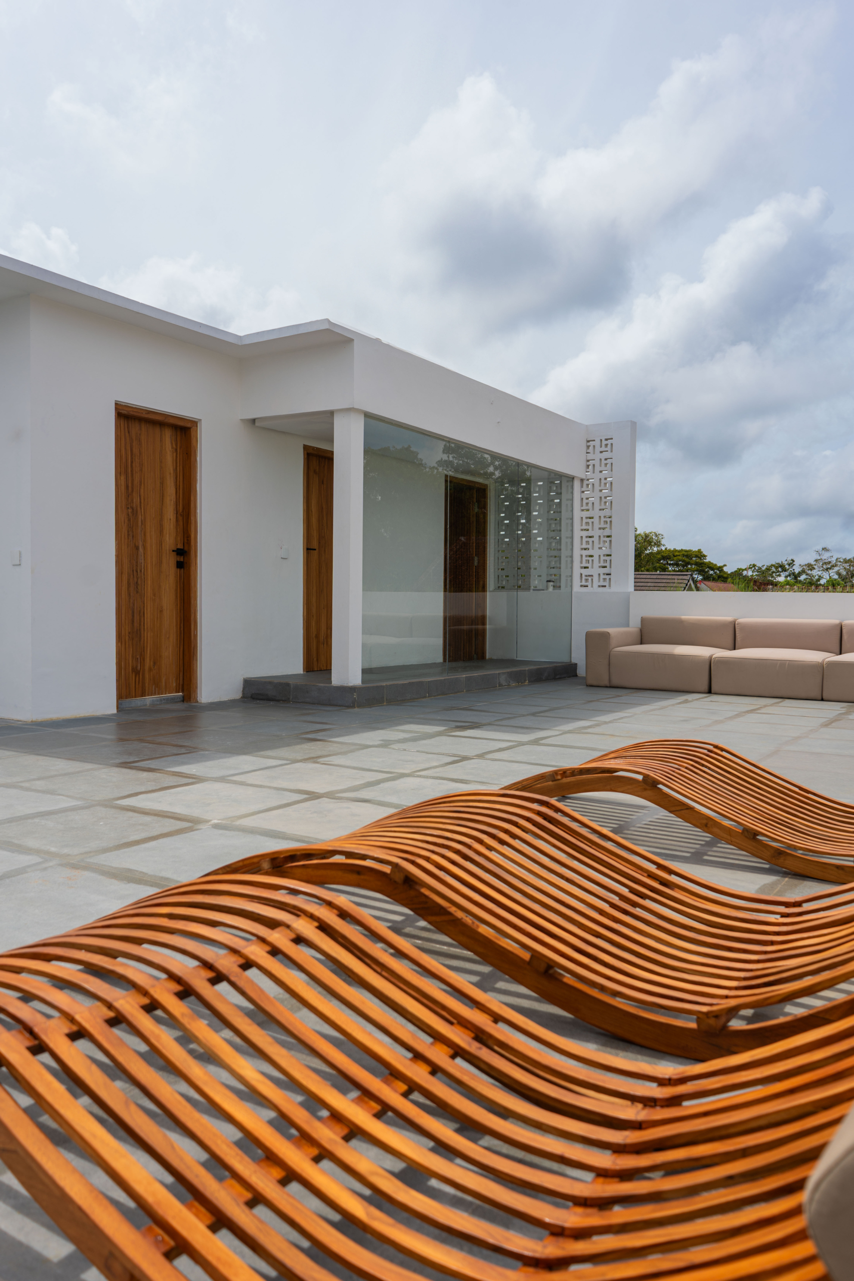 Luxury 3-Bedroom Villa with Rooftop Ocean Views