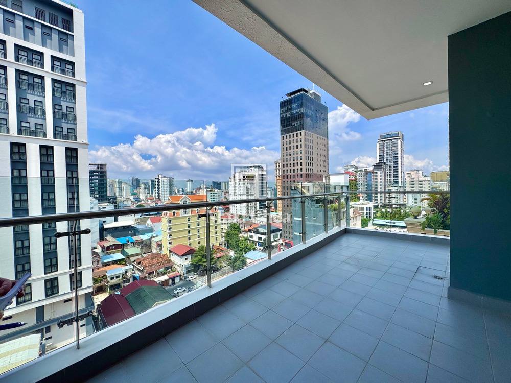 Modern 3-Bedroom Serviced Apartment – Central BKK1