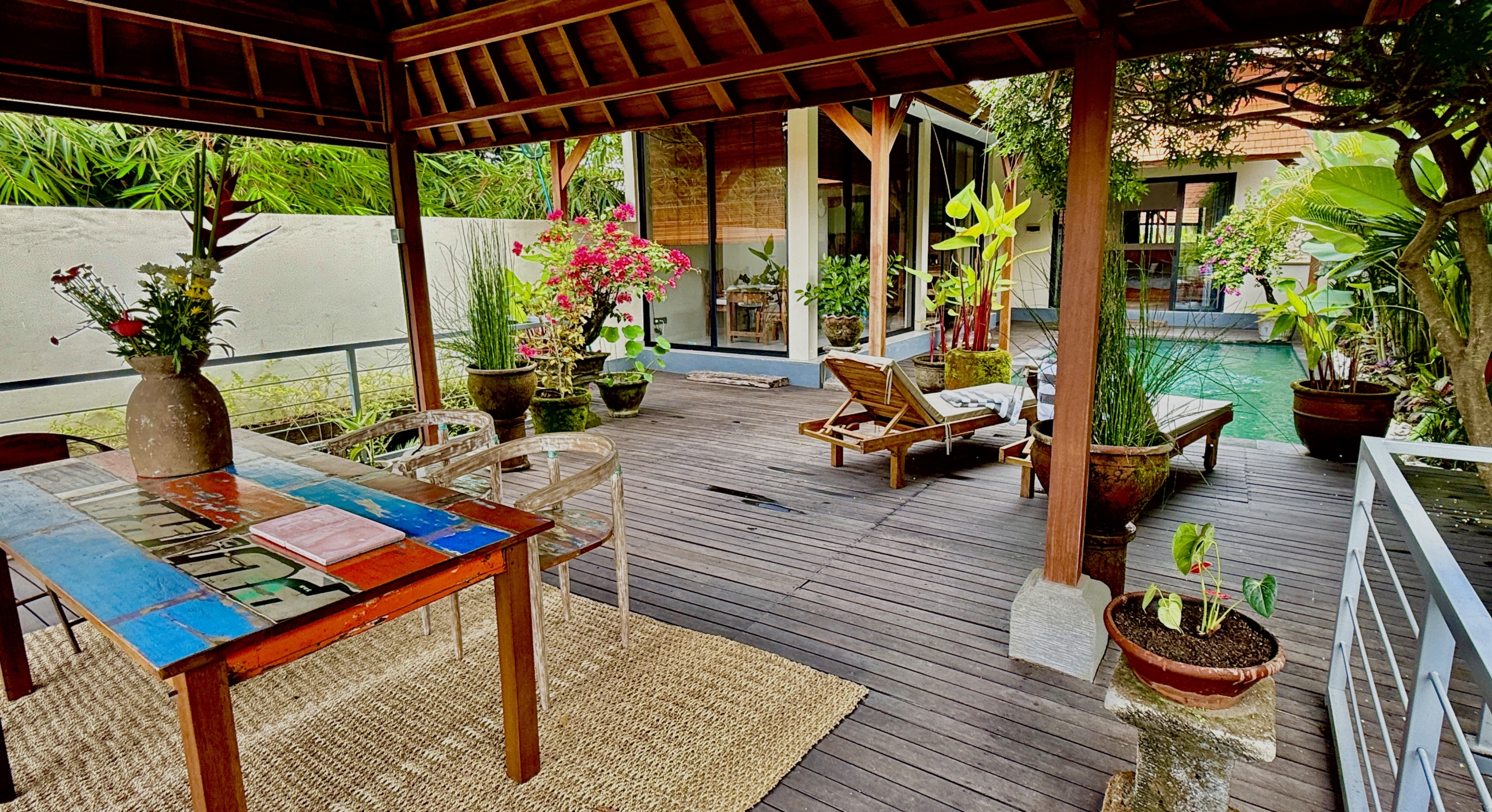2-Bedroom Villa with Studio & Ricefield Views in Junjungan