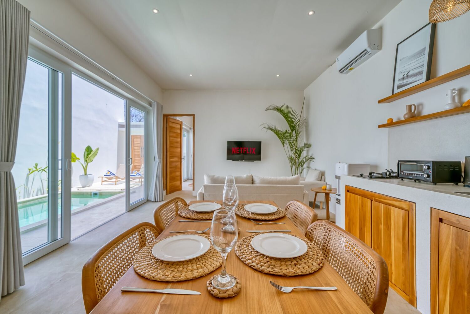 Stylish 2-Bedroom Villa 