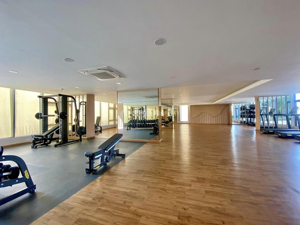 2 Bedrooms For Rent at Condo Parkland