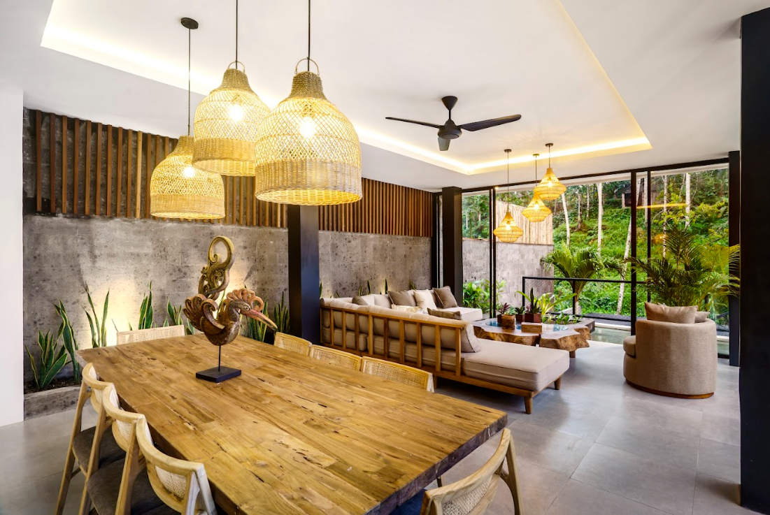 Luxury 4-Bedroom Villa with Jungle Views