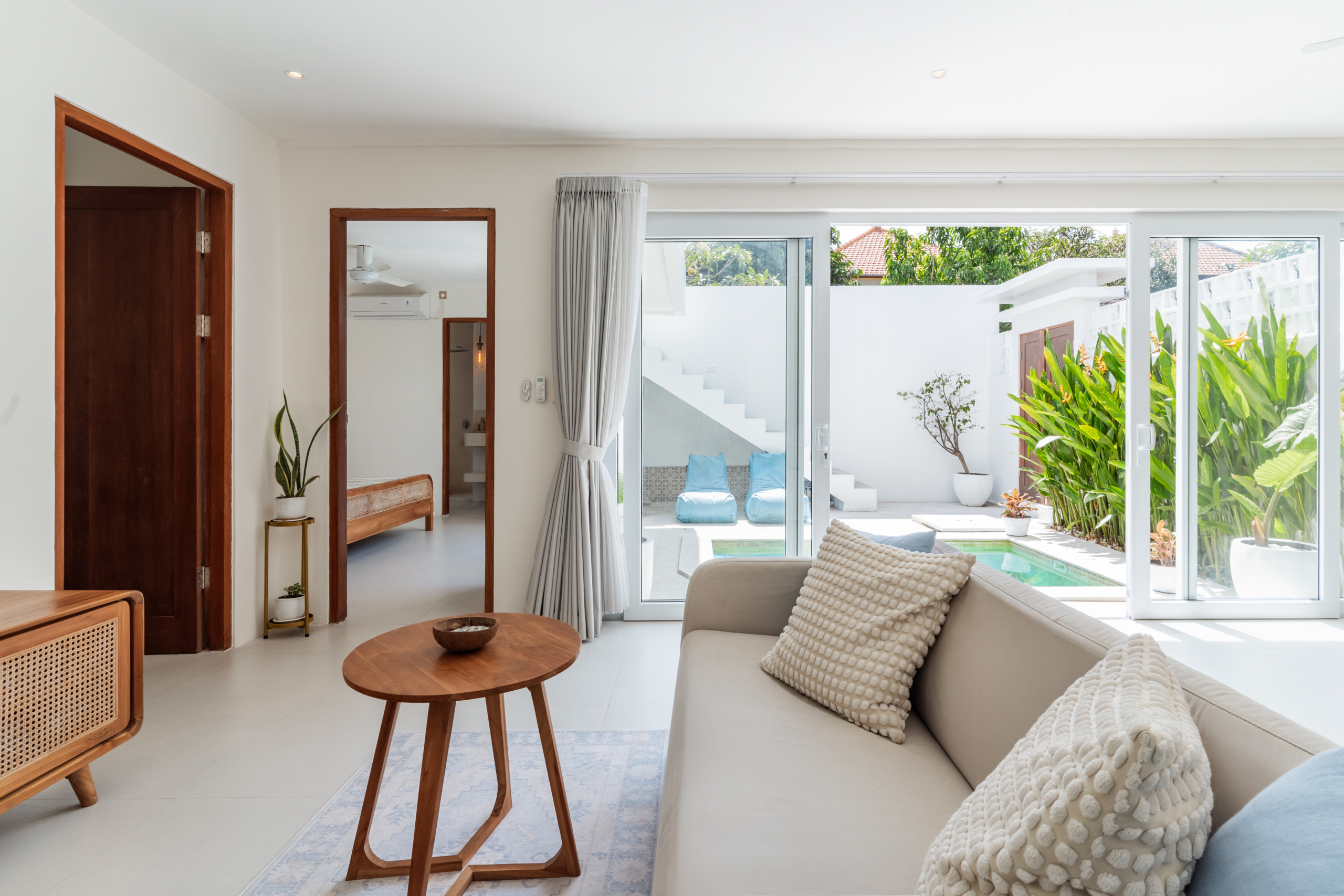 Modern 1-Bedroom Villa with Office in Canggu