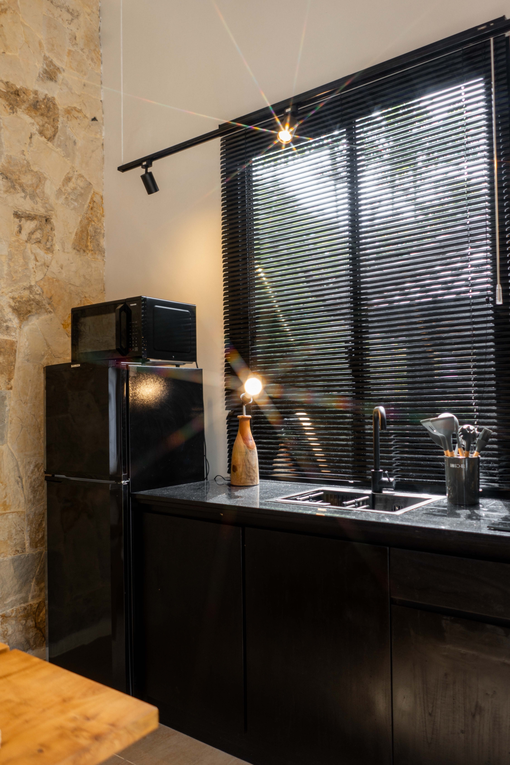 Stylish Tropical Villa with 2 Bedrooms 